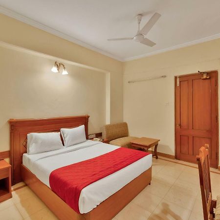 Oyo 10534 Hotel Kanishka Bangalore Exterior photo