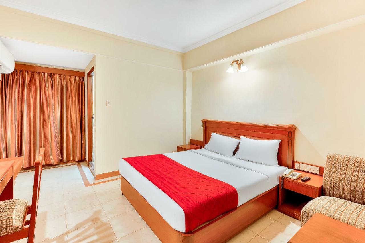 Oyo 10534 Hotel Kanishka Bangalore Exterior photo